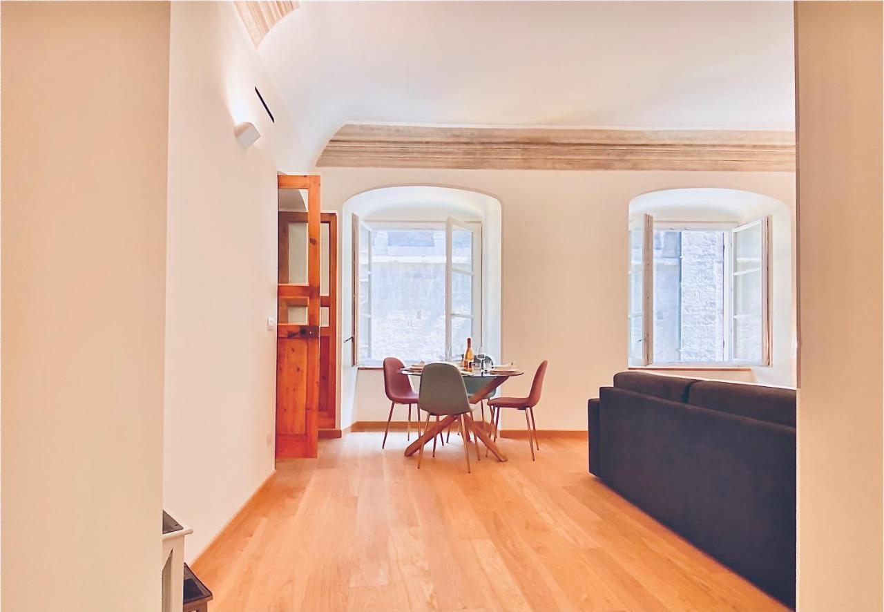 Amazing San Lorenzo 19, Rolli Palace Unesco - Stunning View Overlooking The Cathedral - Free Private Parking- Genua Exteriör bild